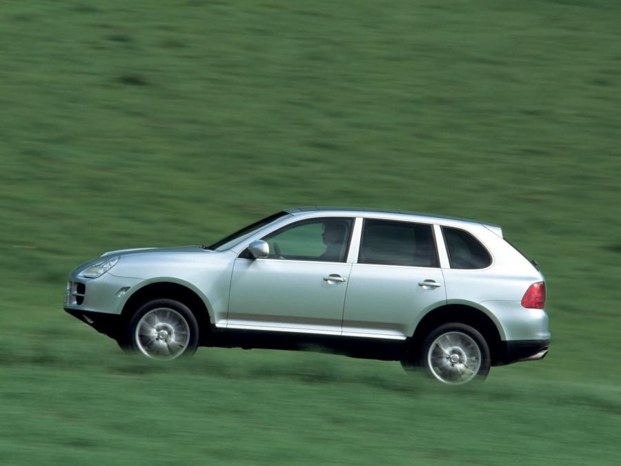  Porsche Cayenne V6 2004 года  (фото 6 из 7)
